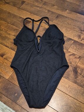 Good American Black Textured One-Piece Swimsuit
